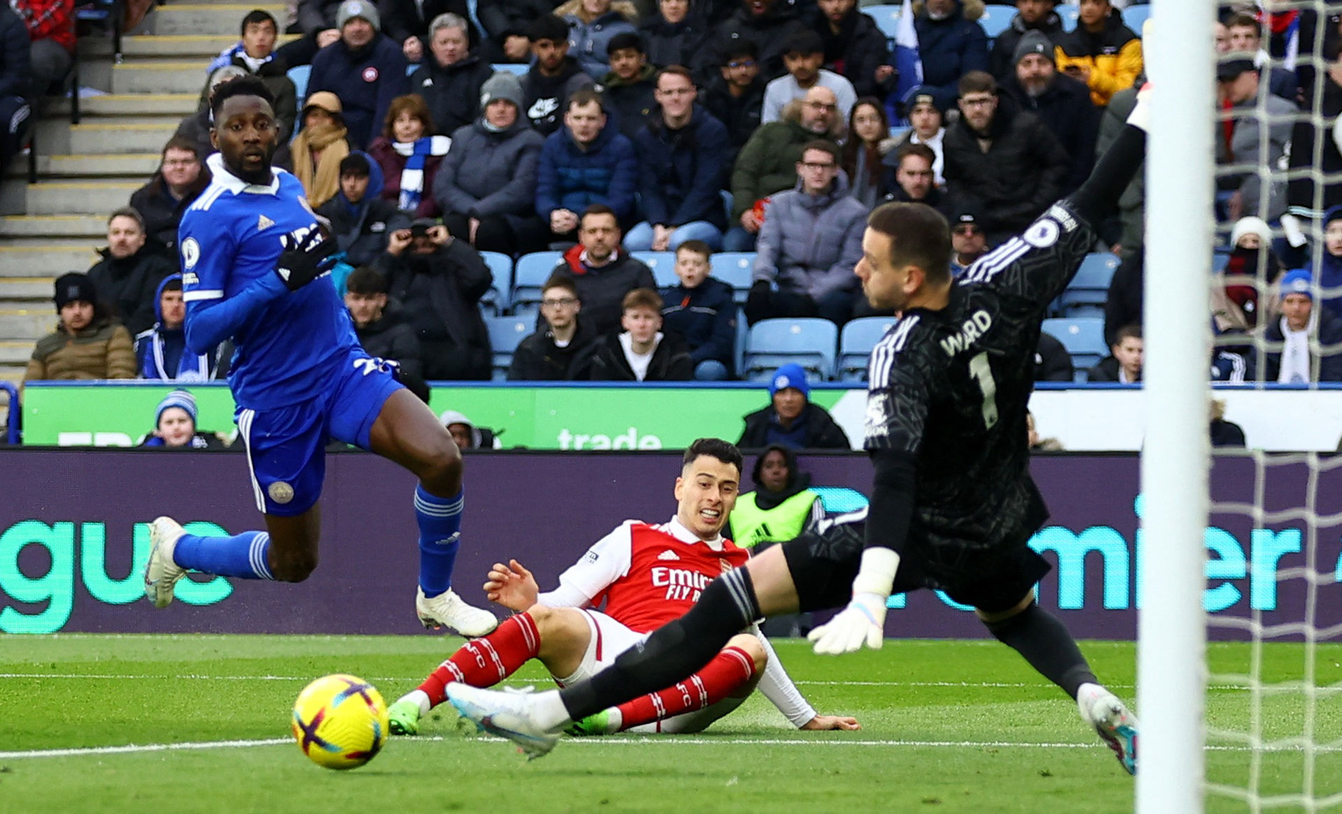 作为复出目 作为复出目